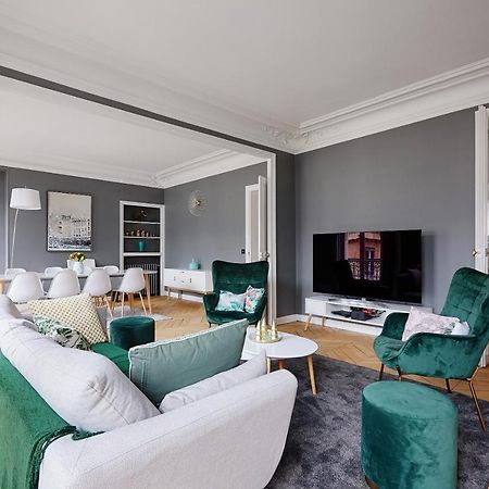 Veeve - Emerald Exuberance Paris Exterior photo